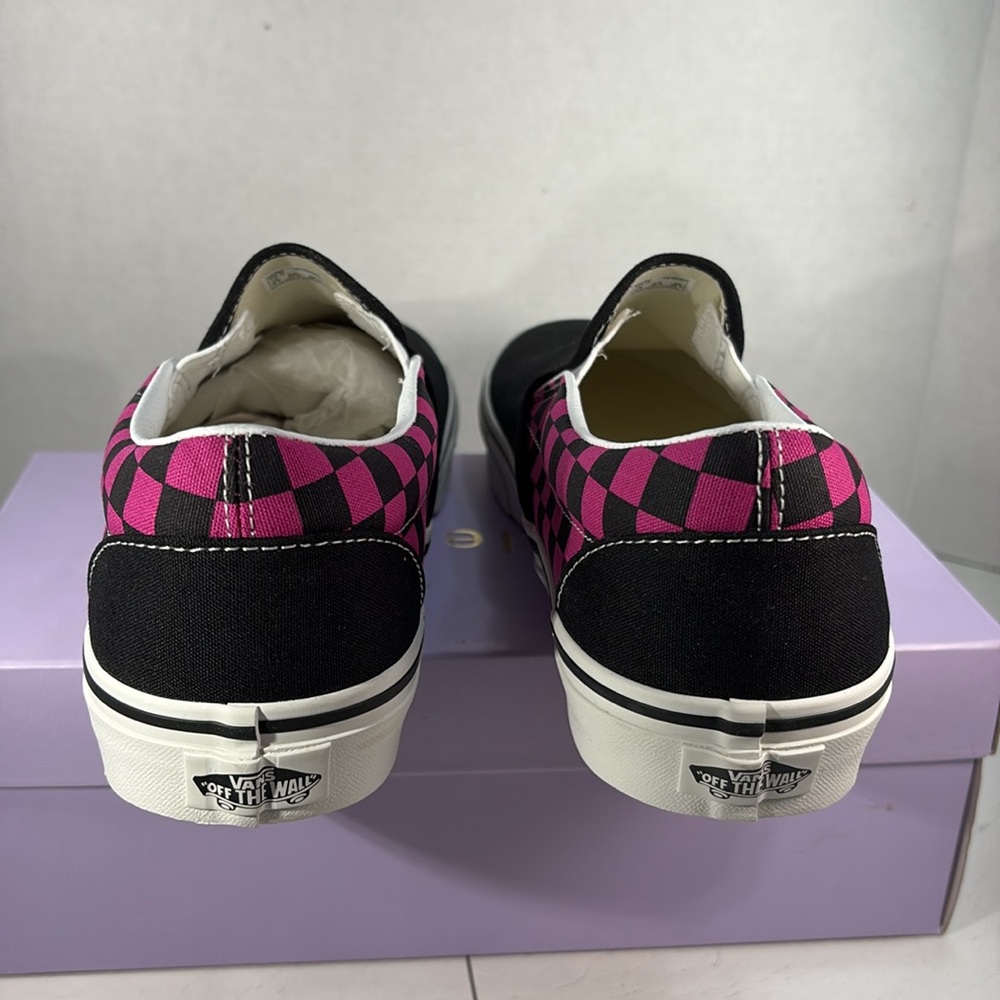 NWT Vans Classic Checkerboard Slip-Ons in Raspberry and Black Men’s 10 - Picture 5 of 10